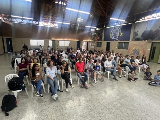 Familias que tejen La Salle